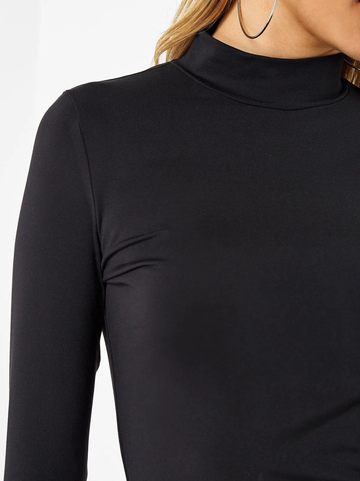 Basic High-Neck Long Sleeved Top