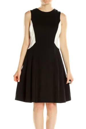 Black and White Sleeveless Fit-and-Flare Dress