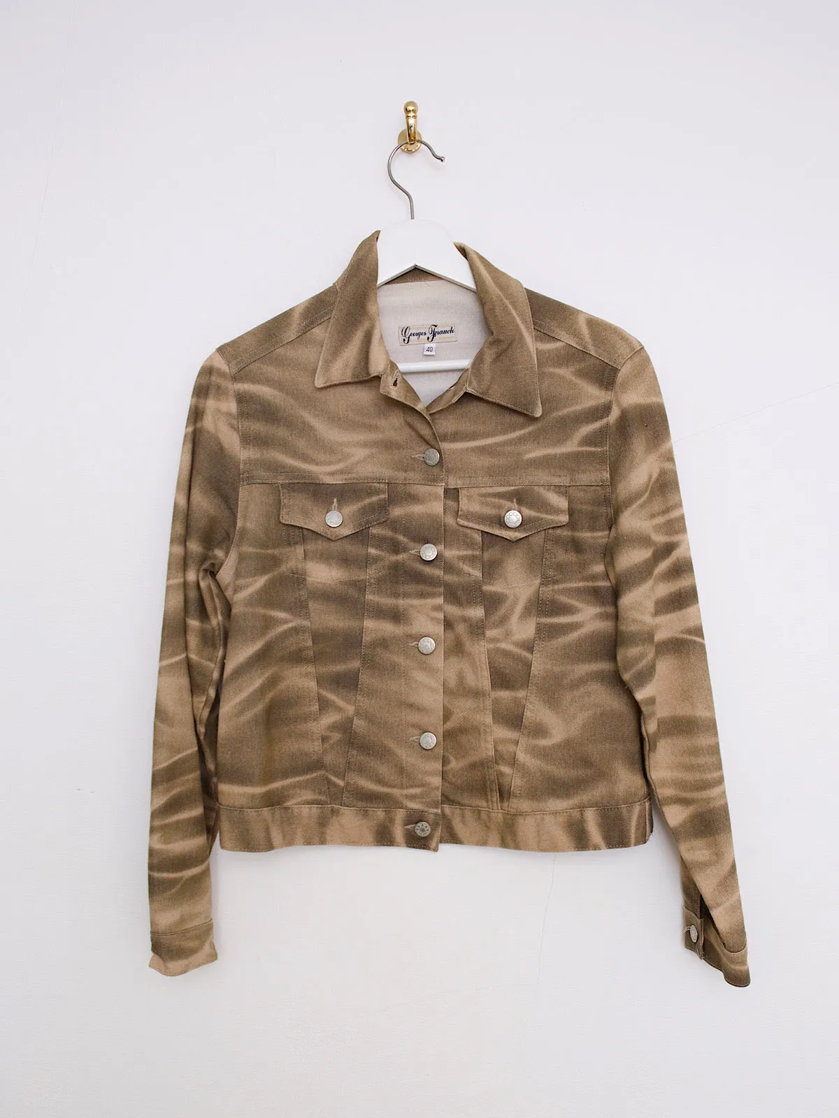 Camouflage cropped denim jacket