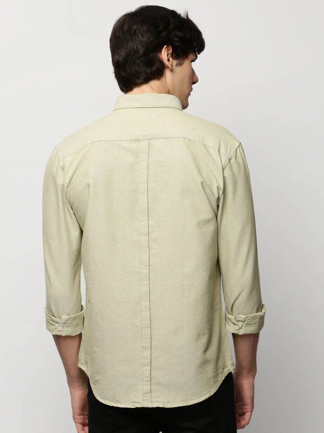 Men Green Solid Casual Shirts