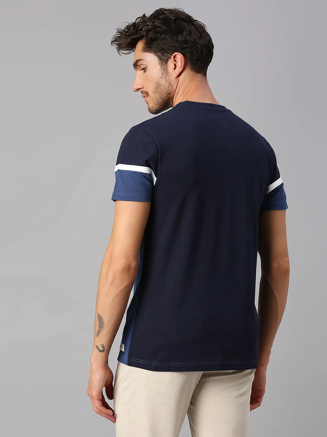 Men's Pure Cotton Color Block Half Sleeves Crew Neck T-Shirt (Navy)