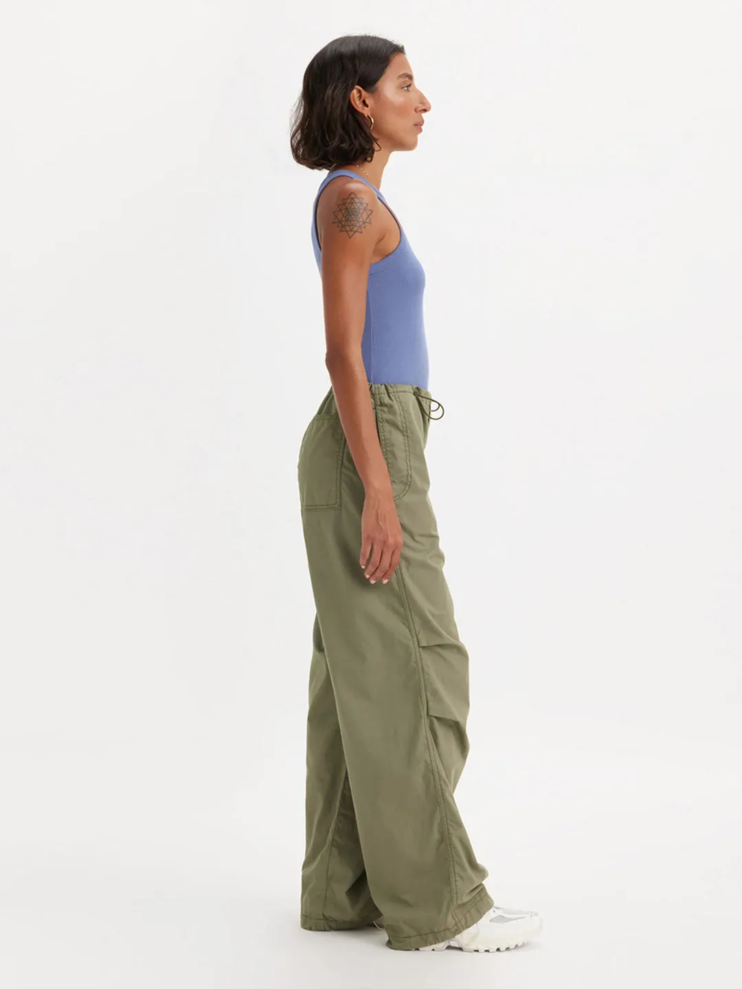 Women's Mid Rise Green Loose Fit Trousers