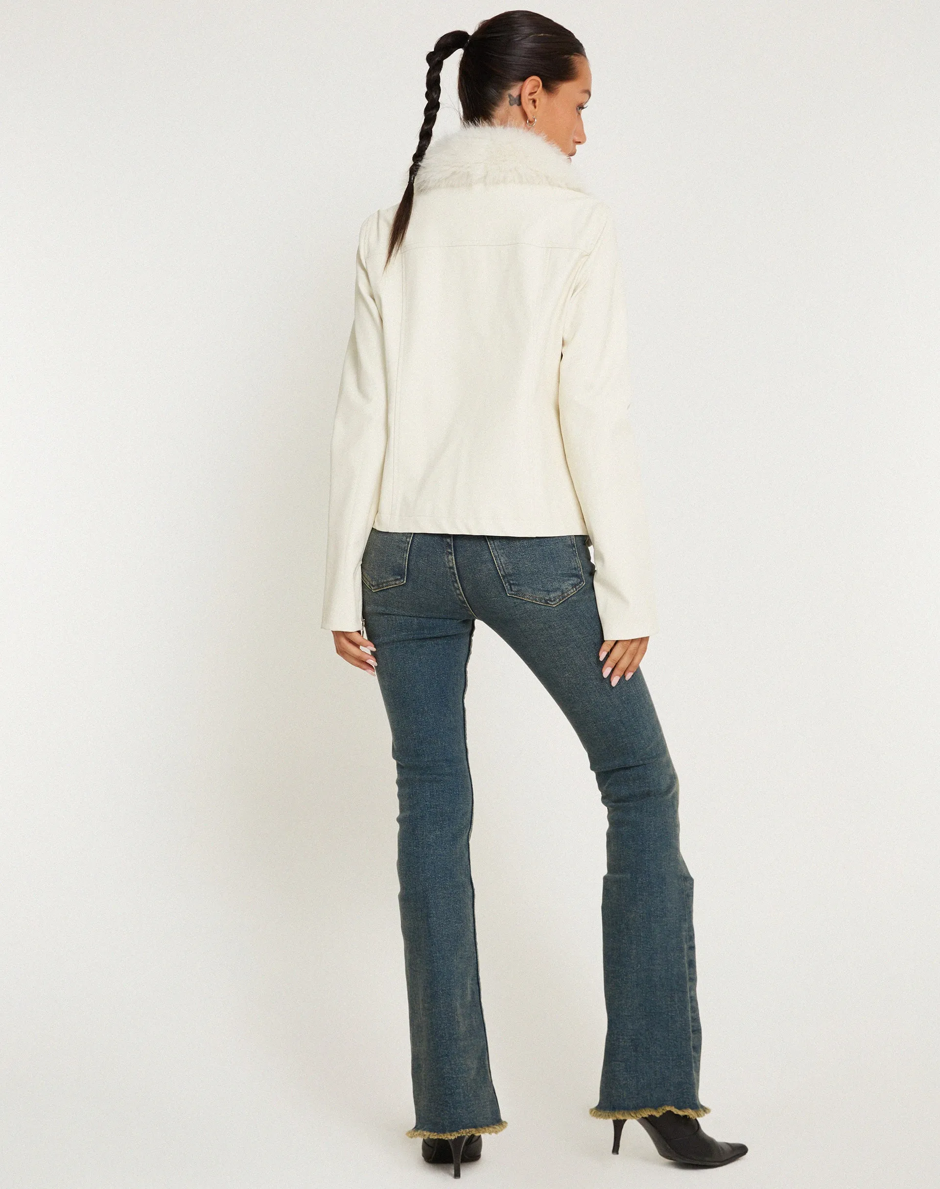 Yindo Zip Up Jacket in PU White